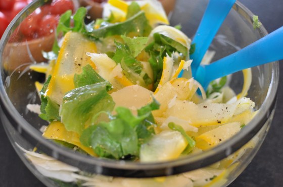 Squashsalat med frisk parmesan Foto: Camilla Lykke Jensen